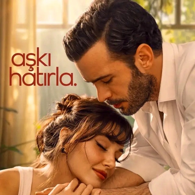 Hande Erçel contact info