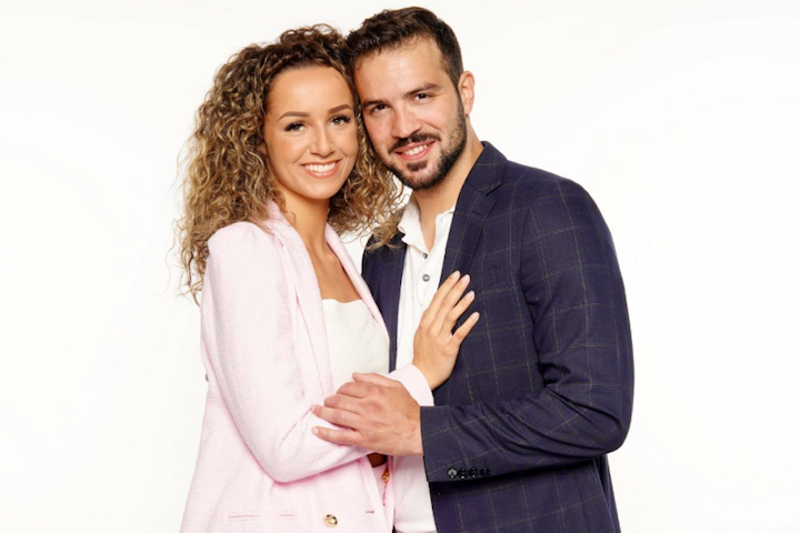 The first Love Island couple