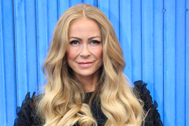 Jenny Elvers - Now on Bloggercube!