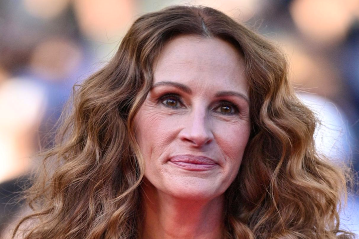 Julia Roberts - Her path to being a superstar