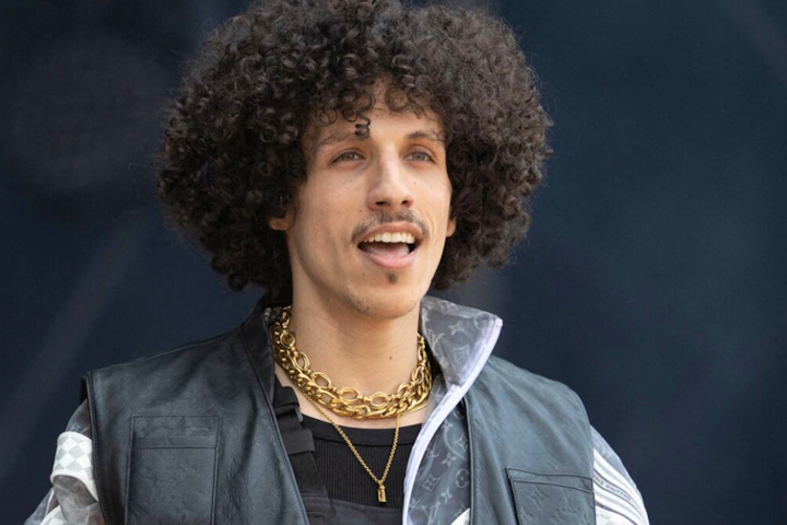 Rilès - a rising star in the music industry