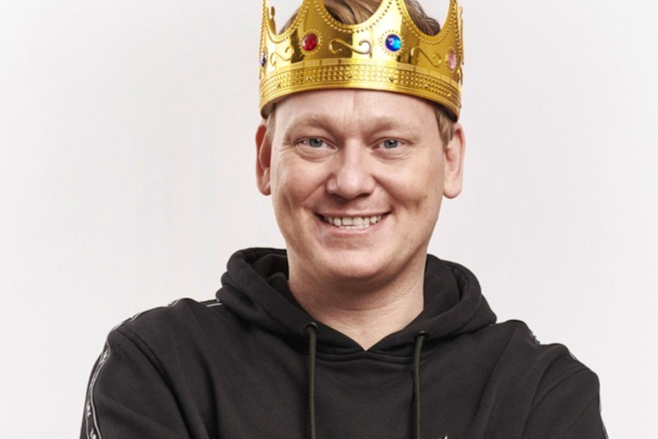 Knossi und seine Karriere als Entertainer