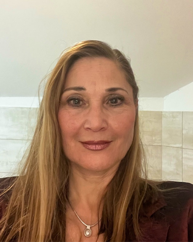 Gülay  Oktay-Schroeder  contact info