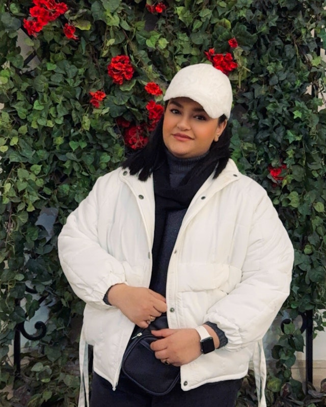 Kimiya mirzaei  contact